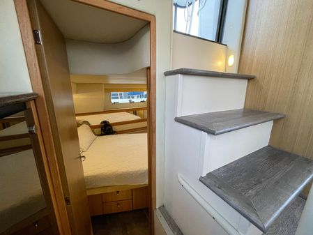 Bayliner 4087 Aft Cabin image