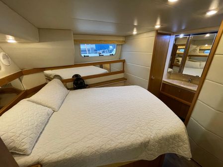 Bayliner 4087 Aft Cabin image