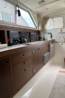 Bertram 28 Flybridge image