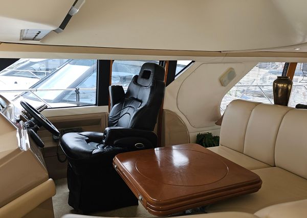 Carver 450 Voyager Pilothouse image