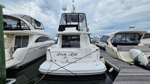 Carver 450 Voyager Pilothouse image