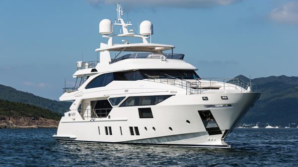 Benetti Fast 125