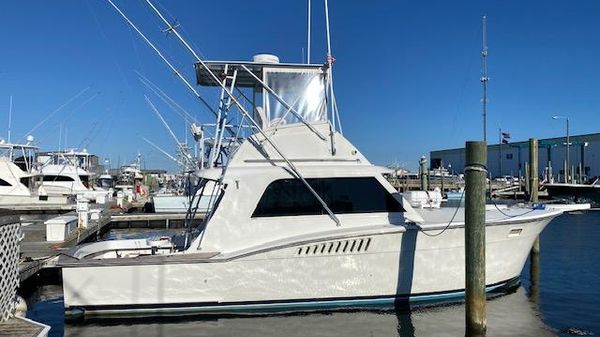 Hatteras 36 Convertible 