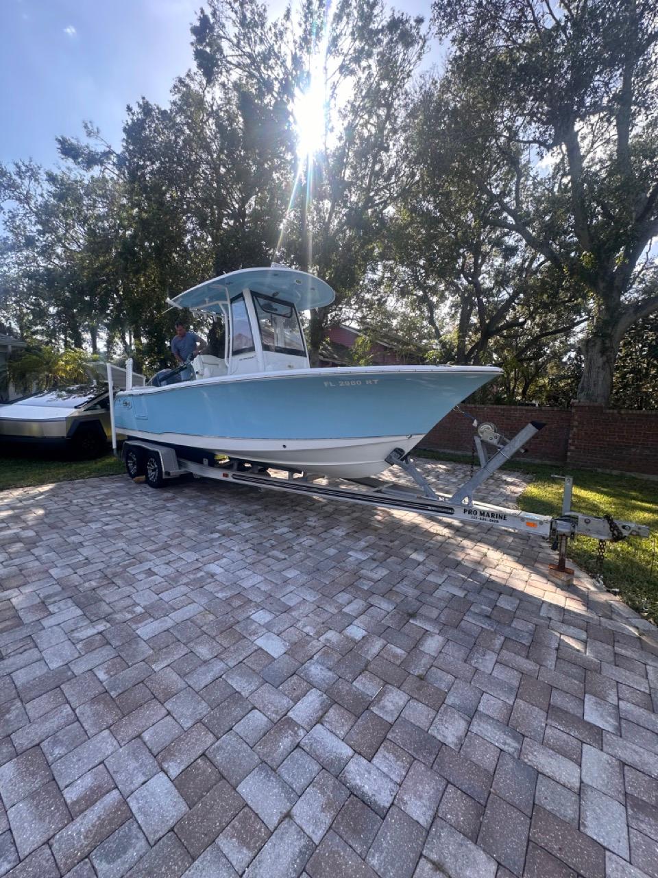 2019 Sea Hunt ultra 235 se