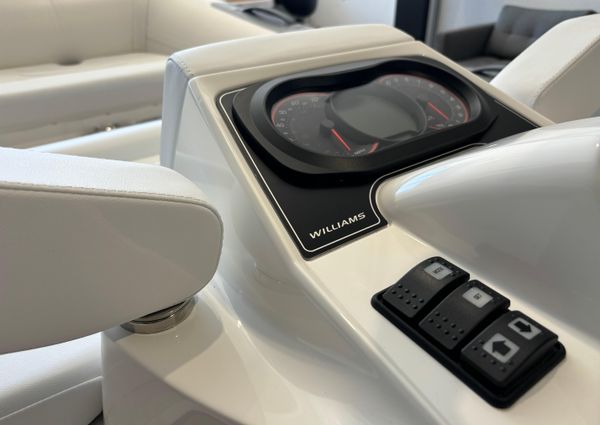 Williams Jet Tenders TurboJet 325 image