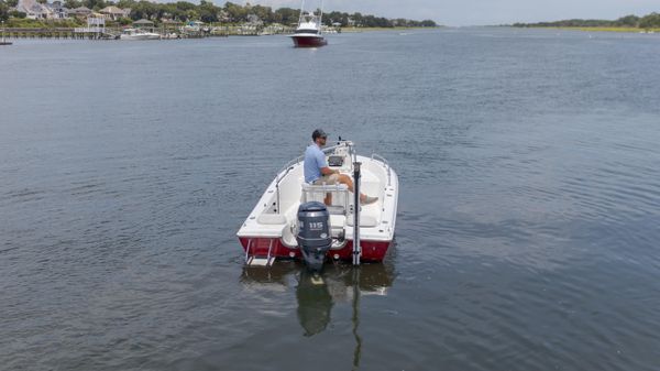 Sea Pro 180 Center Console 