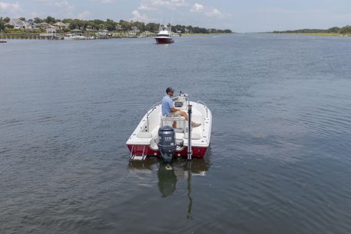 Sea Pro 180 Center Console image