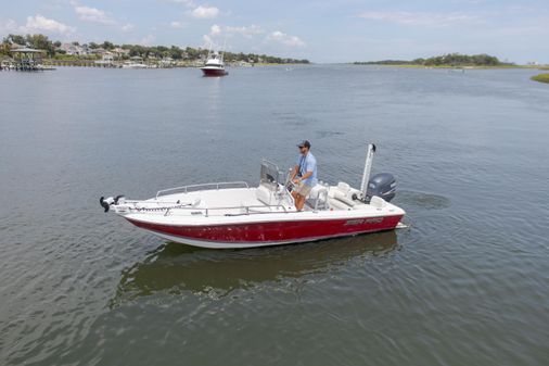 Sea Pro 180 Center Console image