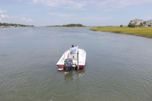 Sea Pro 180 Center Console image