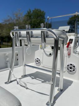 Sea Pro 180 Center Console image