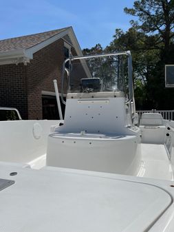 Sea Pro 180 Center Console image