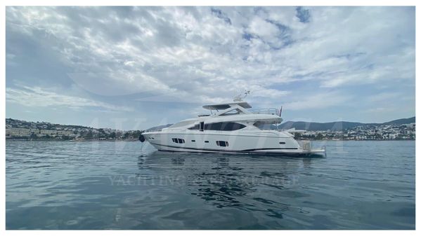 Sunseeker 88 Yacht image