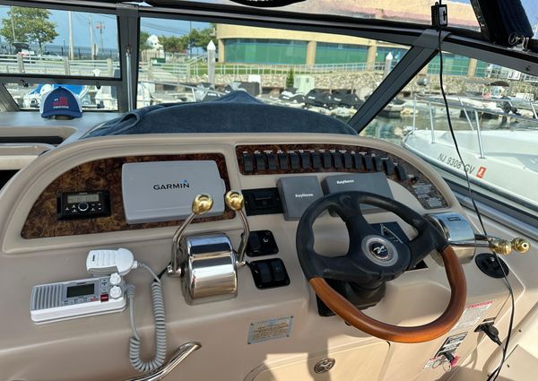 Sea Ray 310 Sundancer image