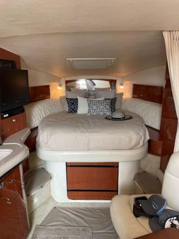 Sea Ray 320 Sundancer image