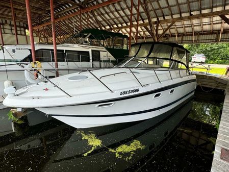 Chris-Craft 300 Express Cruiser image