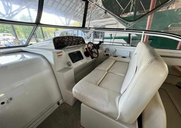 Chris-Craft 300 Express Cruiser image