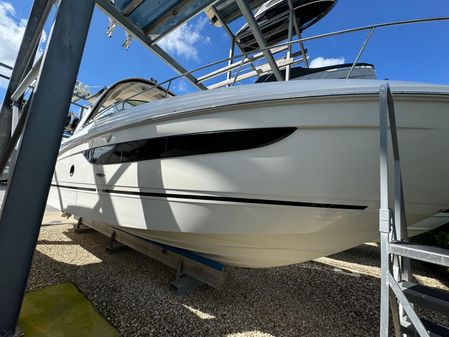 Sea Ray 350 Sundancer image