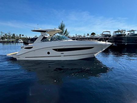 Sea Ray 350 Sundancer image