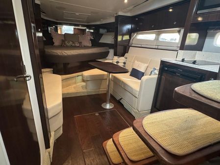 Sea Ray 350 Sundancer image