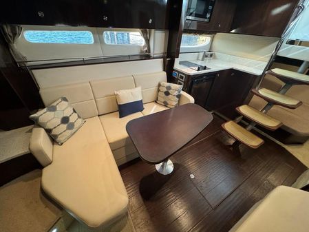 Sea Ray 350 Sundancer image