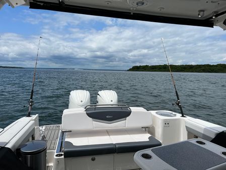 Robalo R317 image