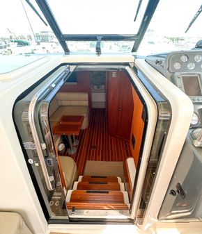 Tiara Yachts 3700 Open image