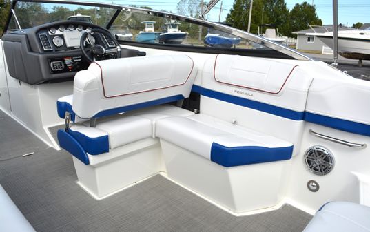 Formula 270-BOWRIDER image