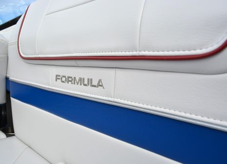 Formula 270-BOWRIDER image