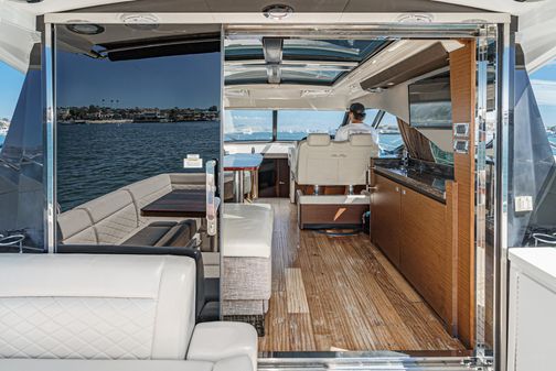 Sea Ray 510 Sundancer image