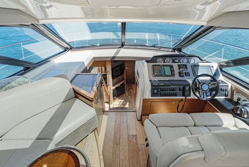 Sea Ray 510 Sundancer image