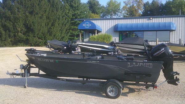 Lund 1650 Angler Tiller 