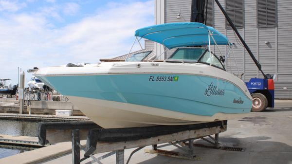 NauticStar 223 DC