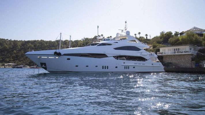 Sunseeker 37 Metre Yacht - main image