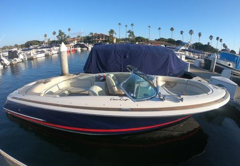 Chris-Craft 25 Launch image