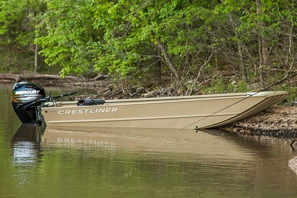 Crestliner 1660 RETRIEVER JON DELUXE - main image