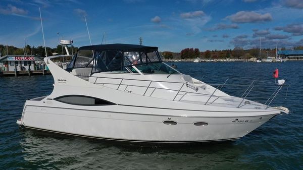 Carver 350 Mariner