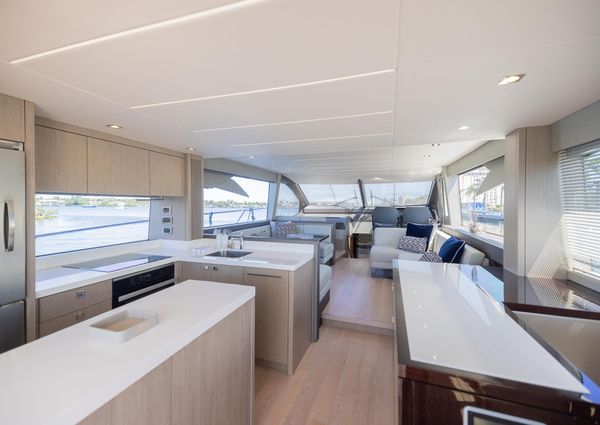 Sunseeker Manhattan 66 image