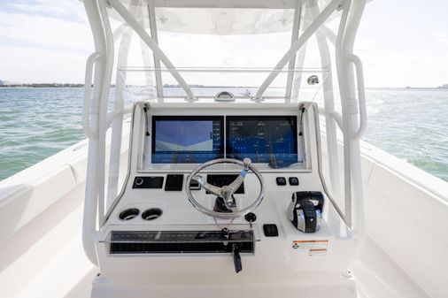 SeaVee 390Z image