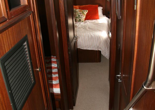 Hatteras AFT-CABIN-MY image