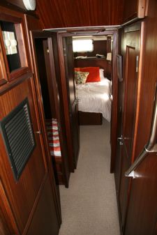 Hatteras AFT-CABIN-MY image