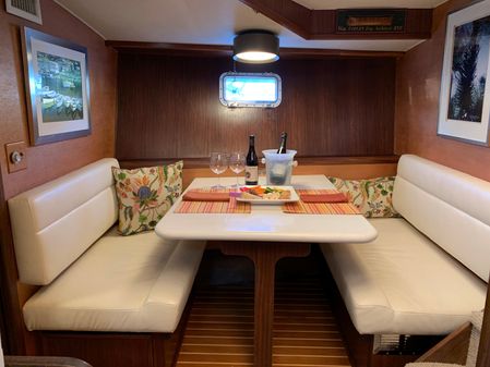 Hatteras AFT-CABIN-MY image