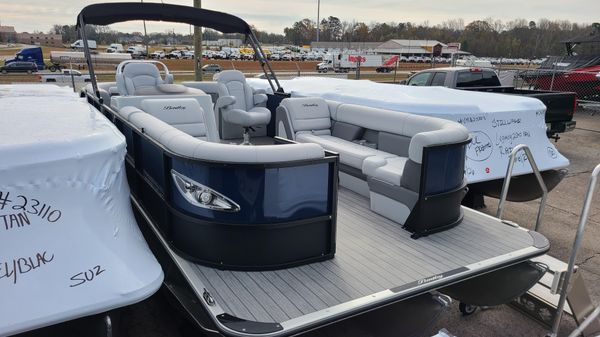 Bentley Pontoons 253 Elite Admiral