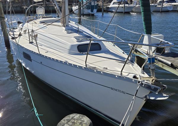 Beneteau OCEANIS-321 image