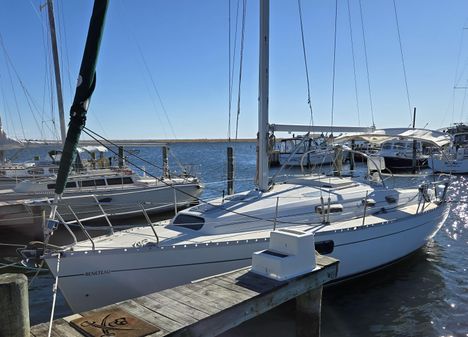 Beneteau OCEANIS-321 image