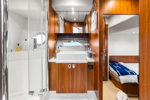 Sunseeker Manhattan 65 image