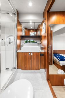 Sunseeker Manhattan 65 image