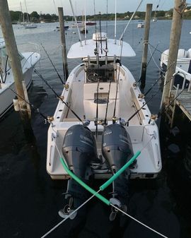 Pursuit C 260 Center Console image