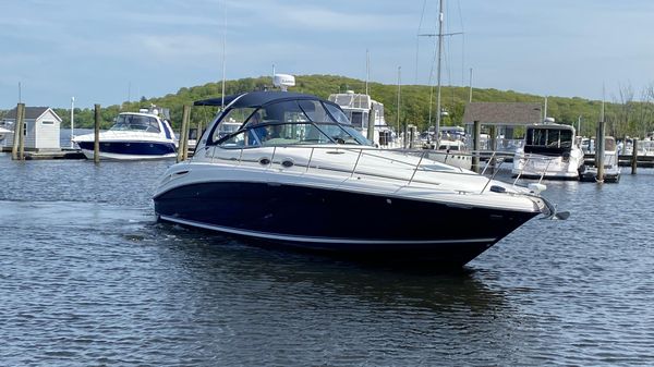 Sea Ray 360 Sundancer 