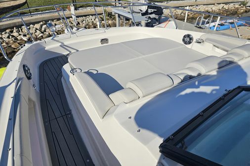 Sea Ray 320 Sundancer image