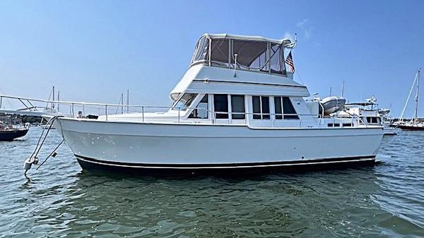 Mainship 430 Trawler 